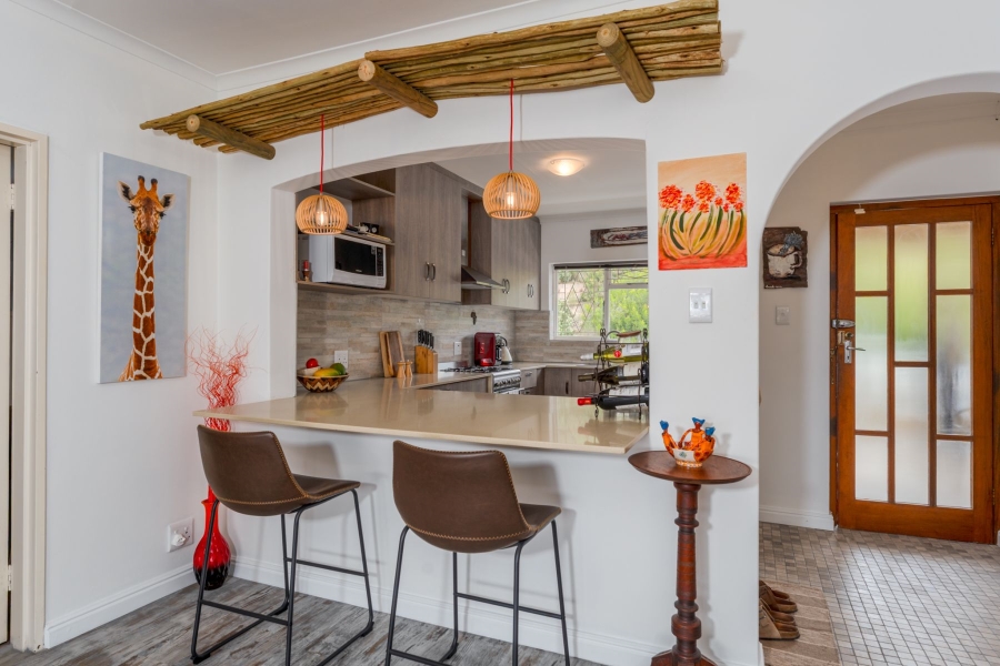 To Let 3 Bedroom Property for Rent in Fish Hoek Western Cape